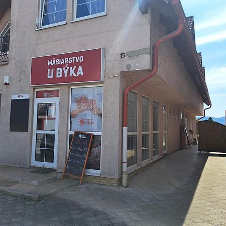 Apartman Chiarita Nemšová Eksteriør bilde