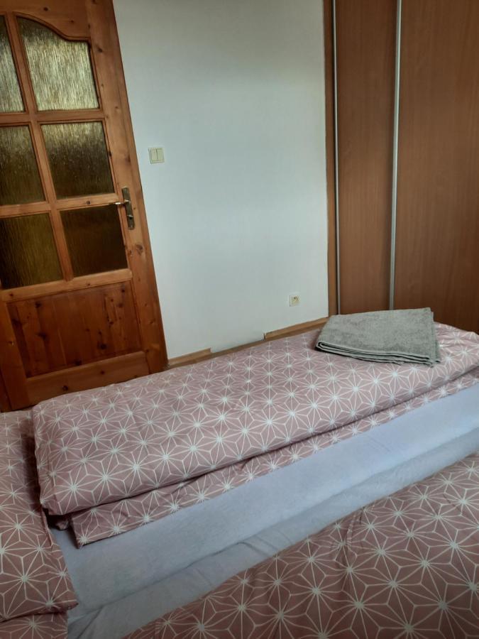 Apartman Chiarita Nemšová Eksteriør bilde